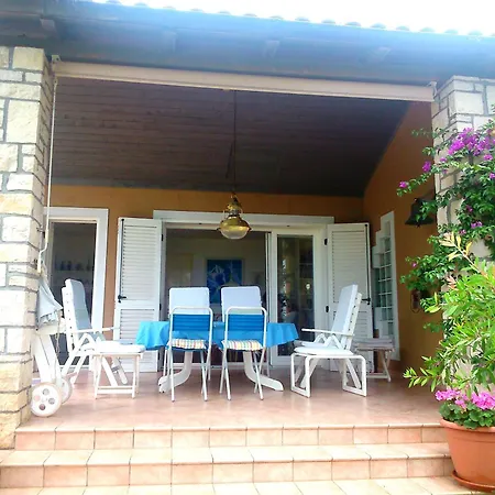 Summer House Spina Nyaraló